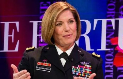 laura_richardson_eeuu_militares