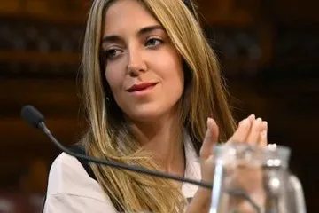 CGyEB2lTy_360x240__1