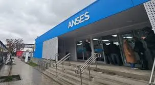 images - 2025-04-20T094730.787