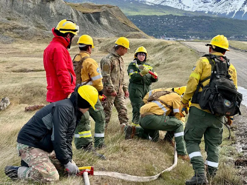 412760ef-a5ee-4ed1-a053-90f54c963f4d