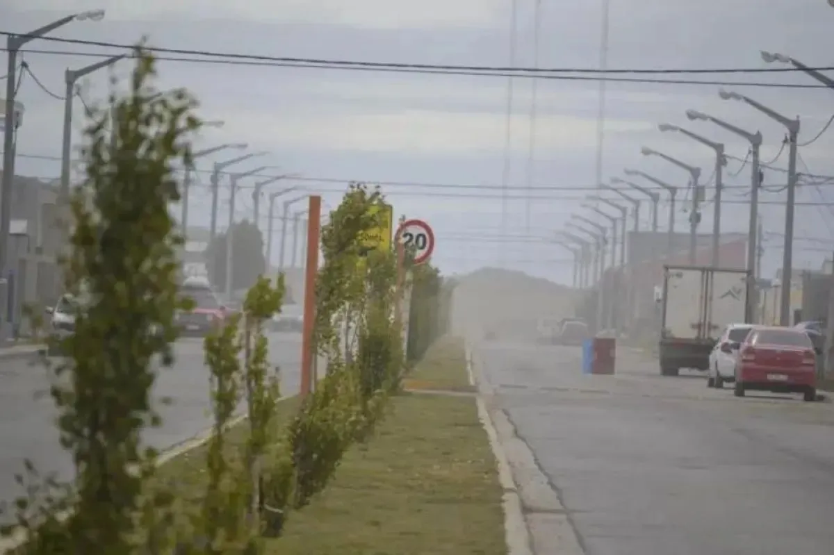 FUERTE VIENTO