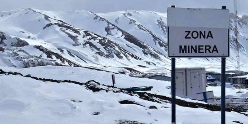 Glaciar-7-zonaminera-956x480