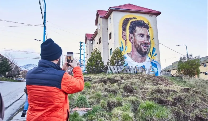 20260208120703_7-encuentro-internacional-de-muralistas-en-el-fin-del-mundo-2026