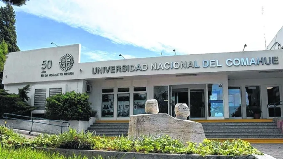 unco-e1688393723556