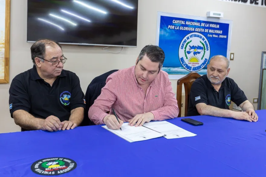 20251216173830_photo_2025_12_16_17_37_55