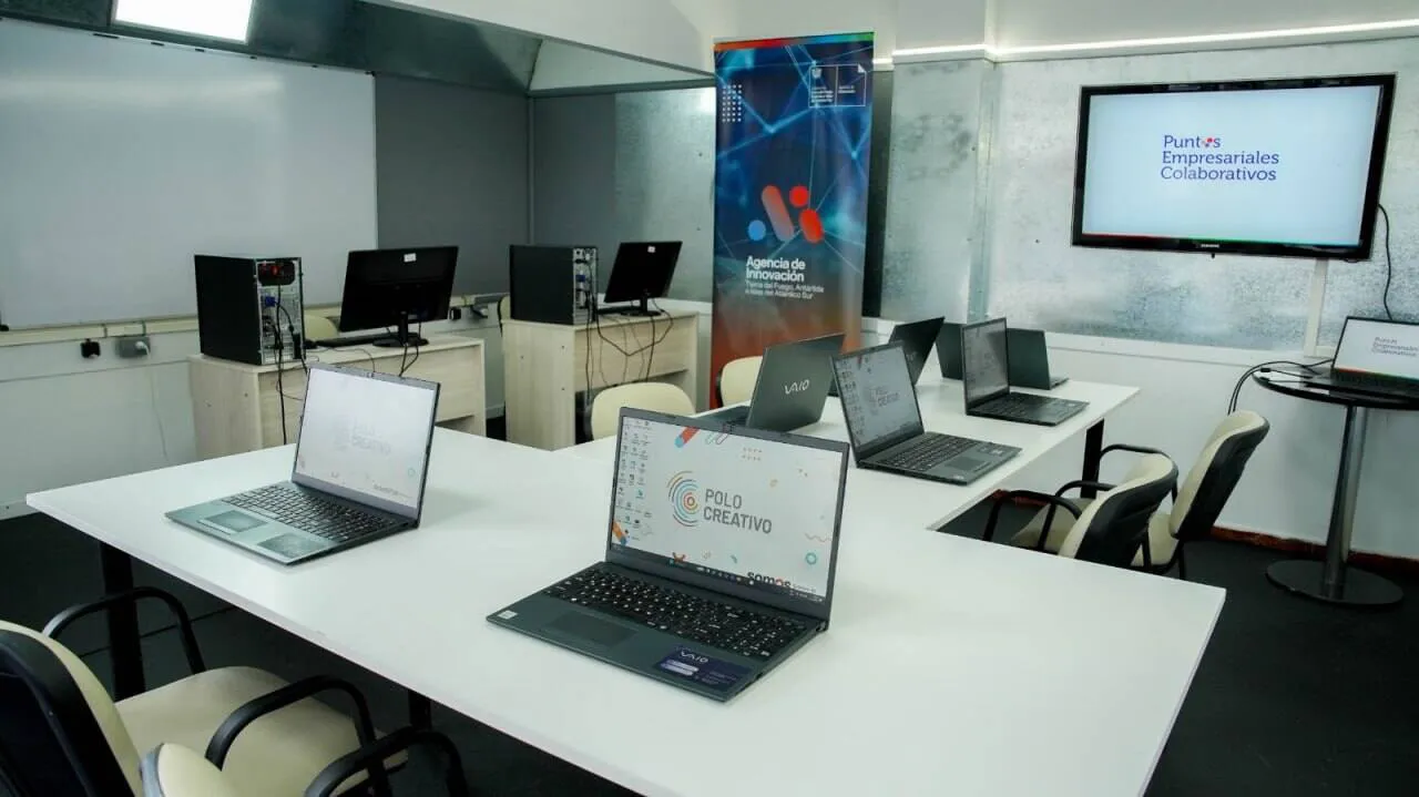 photo_5140934472038550551_y-1