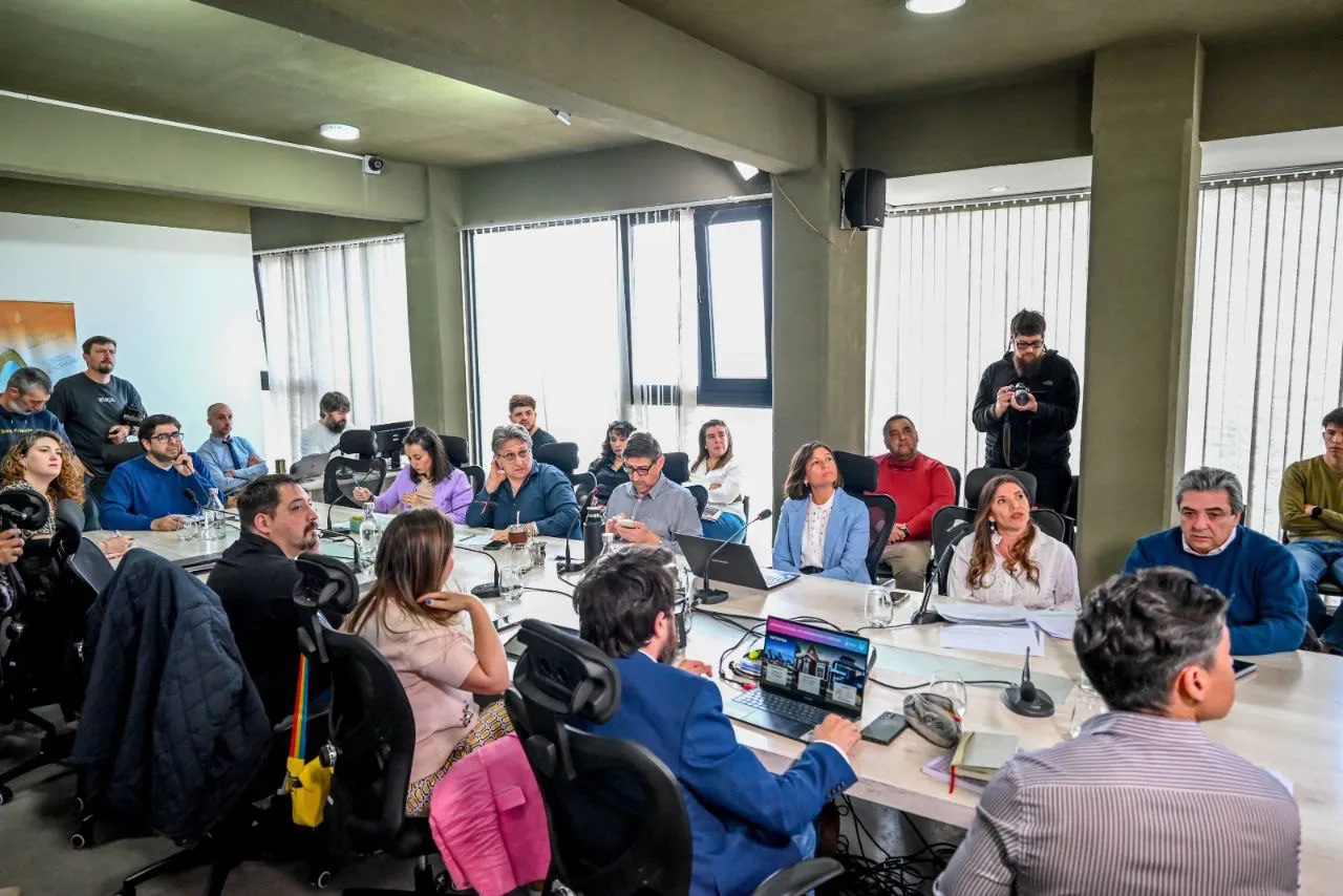 multimedia.normal.877f545e61c77f0f.VFVSSVNNT19ub3JtYWwud2VicA==