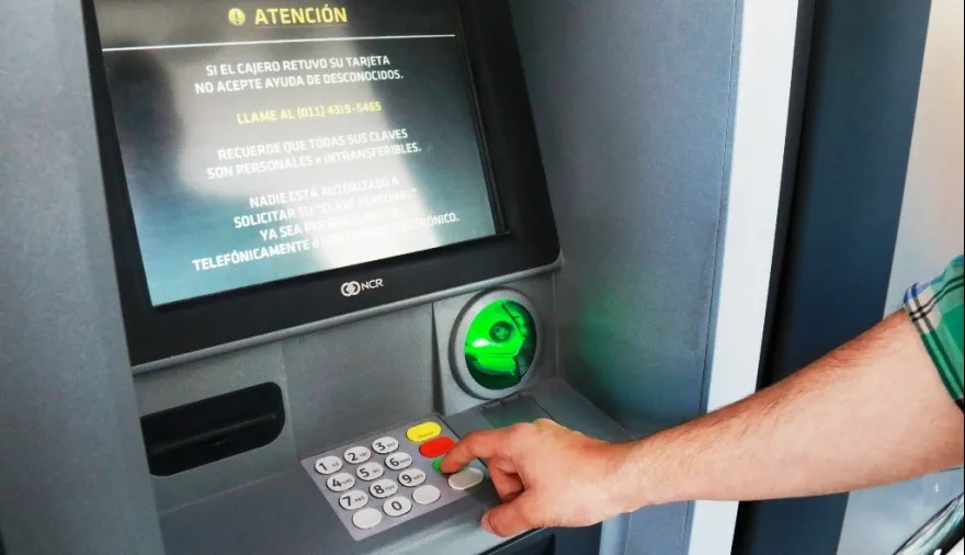 20231002111143_cajero (1)