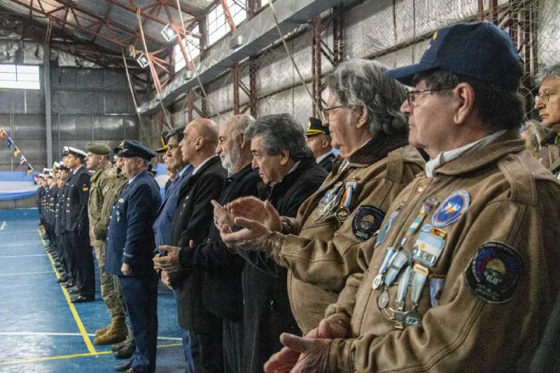 bdd8d1e2-56f8-4a51-8a00-69ab85ce114c