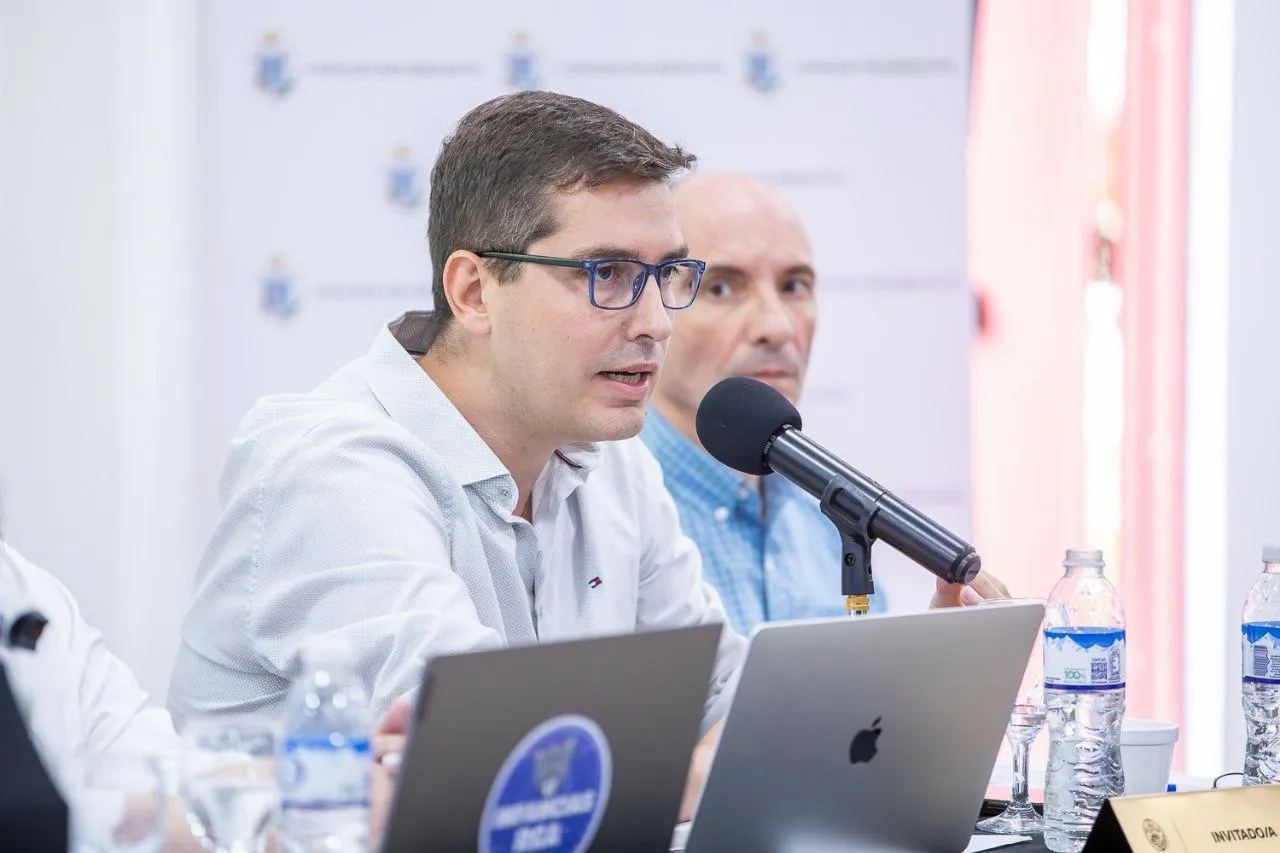 multimedia.normal.8311d3540bcdd962.bm9ybWFsLndlYnA=