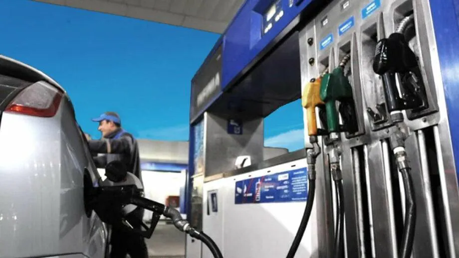 surtidor-nafta-ypf-e1667475402877