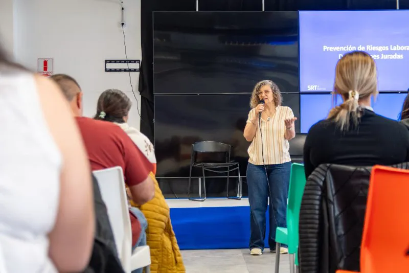 f33da070-5044-40e3-815c-0b3c71686b3b