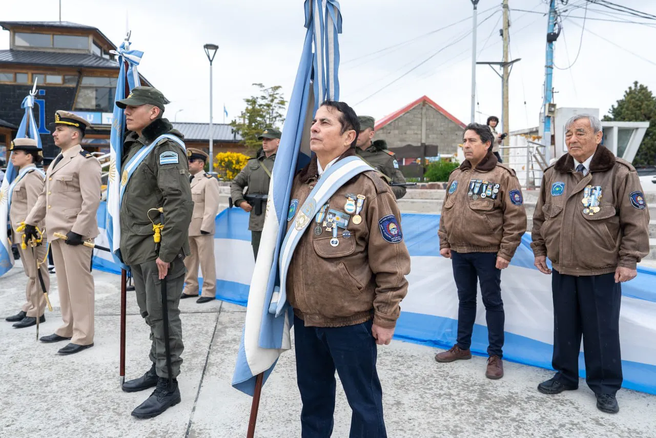 5559b165-ab1b-4bad-86d2-4bbfddc4dbd1