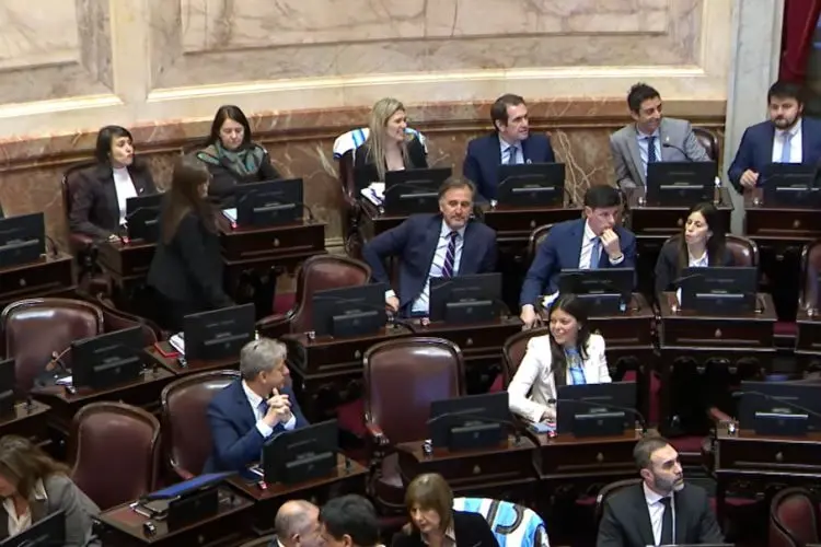 senadores-La-Libertad-Avanza-sin-quorum