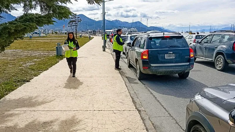 9fbf64e9-f361-4417-89e5-28f526766dbd