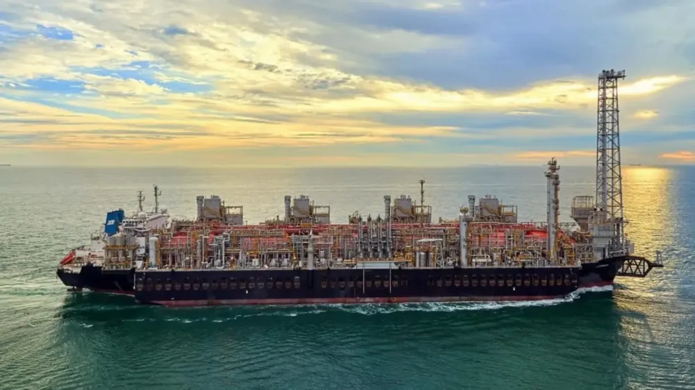 Barco-GNL-1536x863