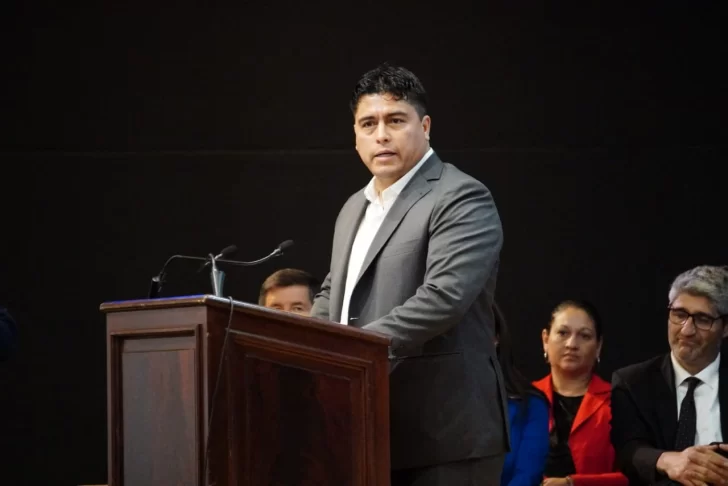 claudio-vidal-apertura-de-sesiones-d0239jd230d-728x486