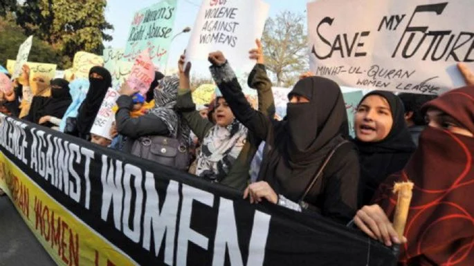 f685x385-832787_870480_6439