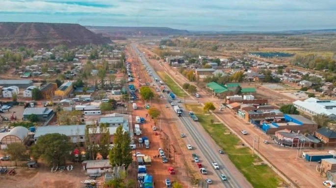 f685x385-785884_823577_5050