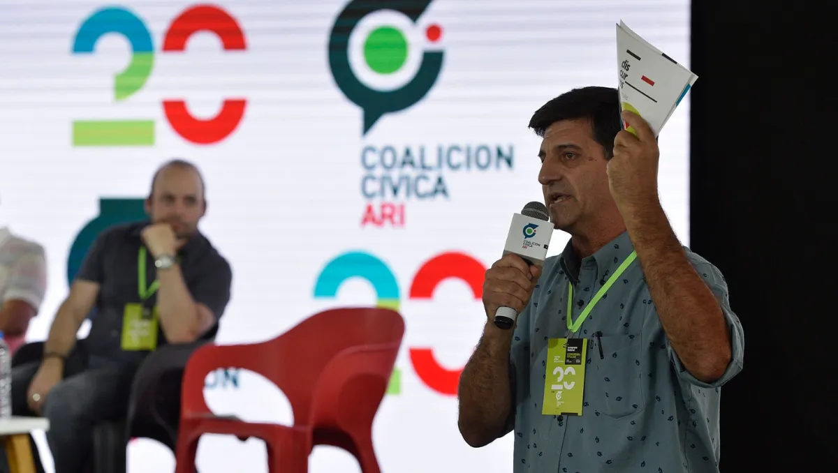 cc-ari-acevedo