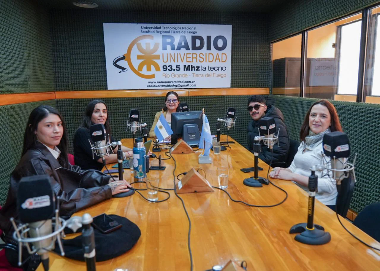 RADIO