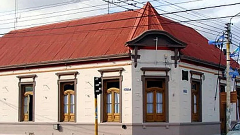 65e77c1453a01_800_450!