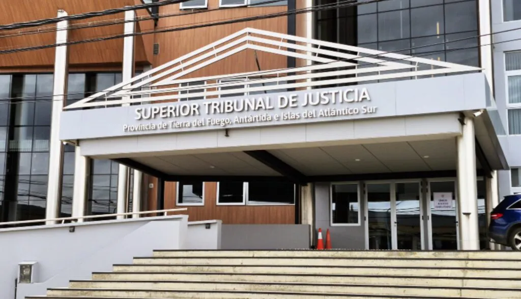STJ