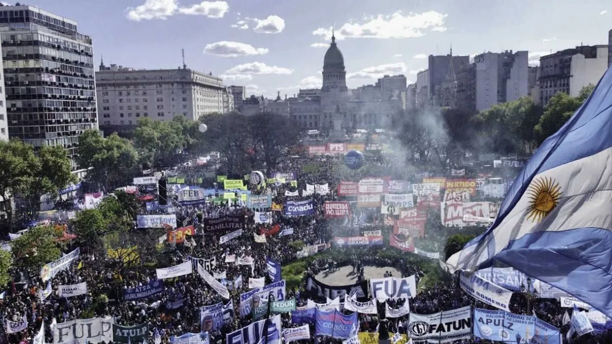 Marcha-universitaria