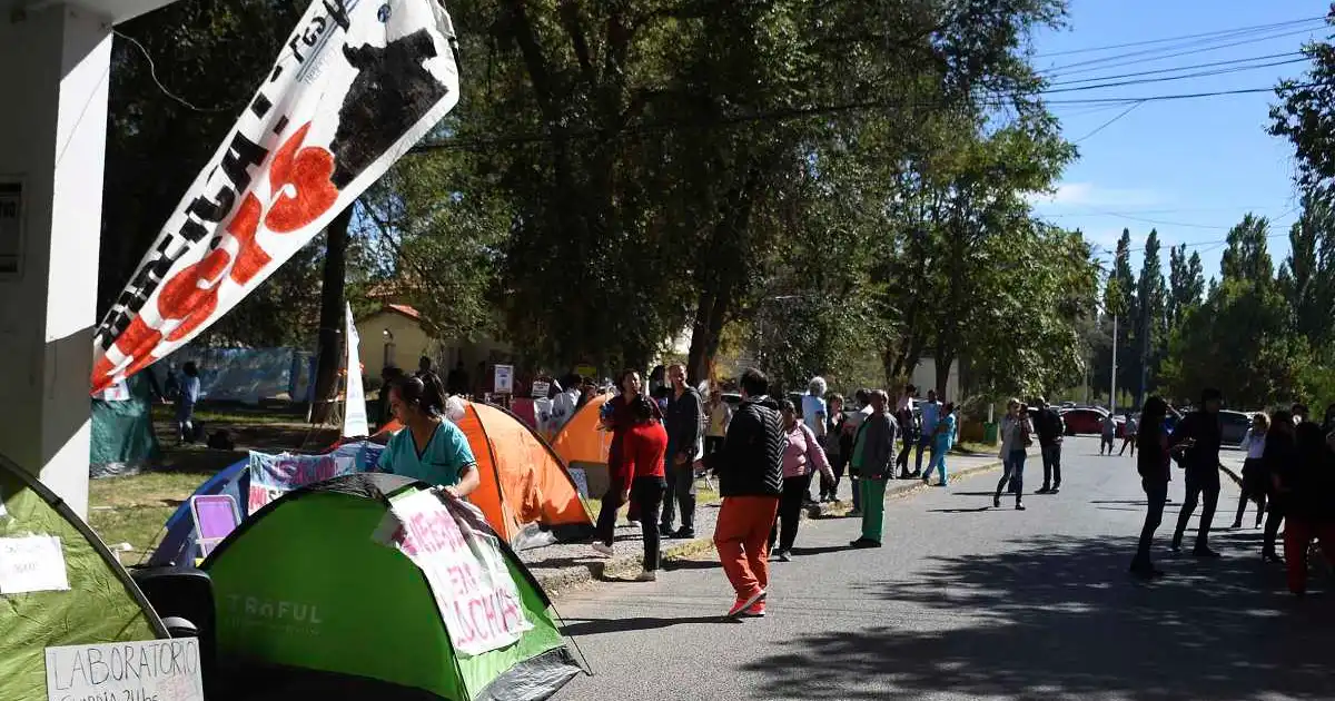 Roca-Hospital-Lopez-Lima-hospitalarios-enfermeros-salud-ate-autoconvocados-upcn-asspur-Juan-Thomes-5