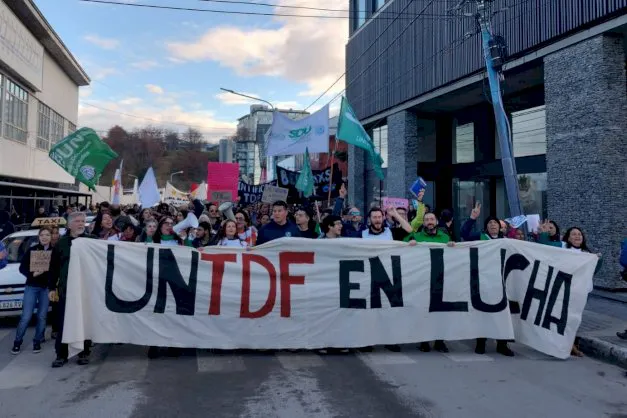PARO UNIVERSITARIO TDF