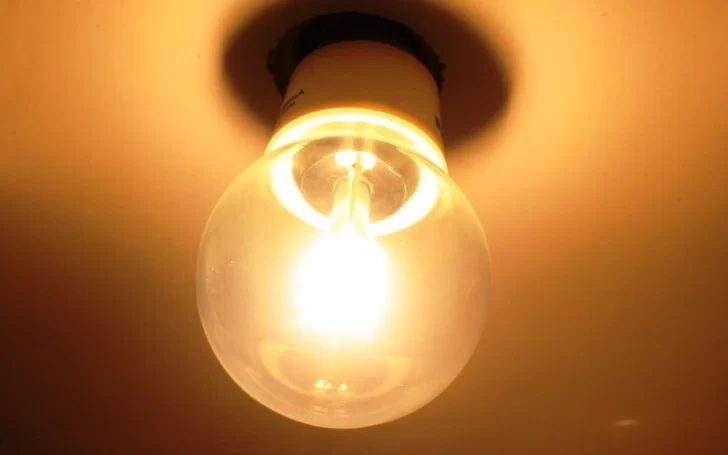 LUZ-ELECTRICA-CORTE-DE-LUZ-D2093JD-728x455