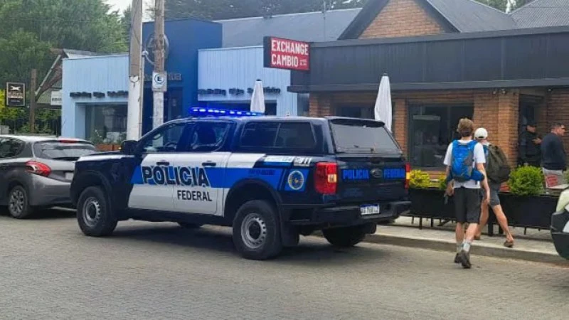 6952cdd0903e6_800_450!