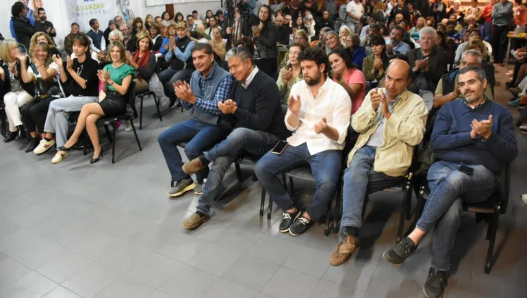 leticia-esteves-y-rolo-figueroa-villa-la-angosturajpg
