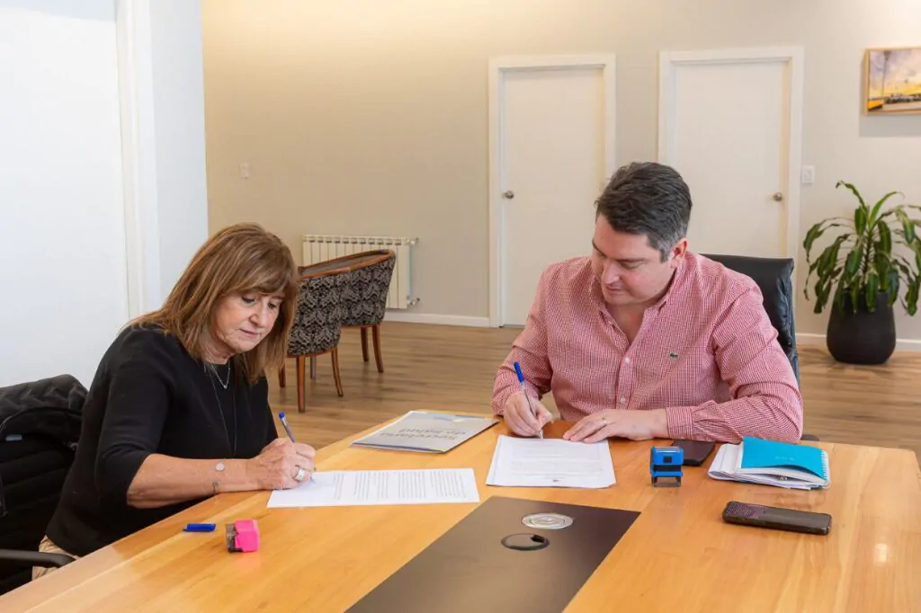 multimedia.normal.9f8327495aa1b8a8.bm9ybWFsLndlYnA=