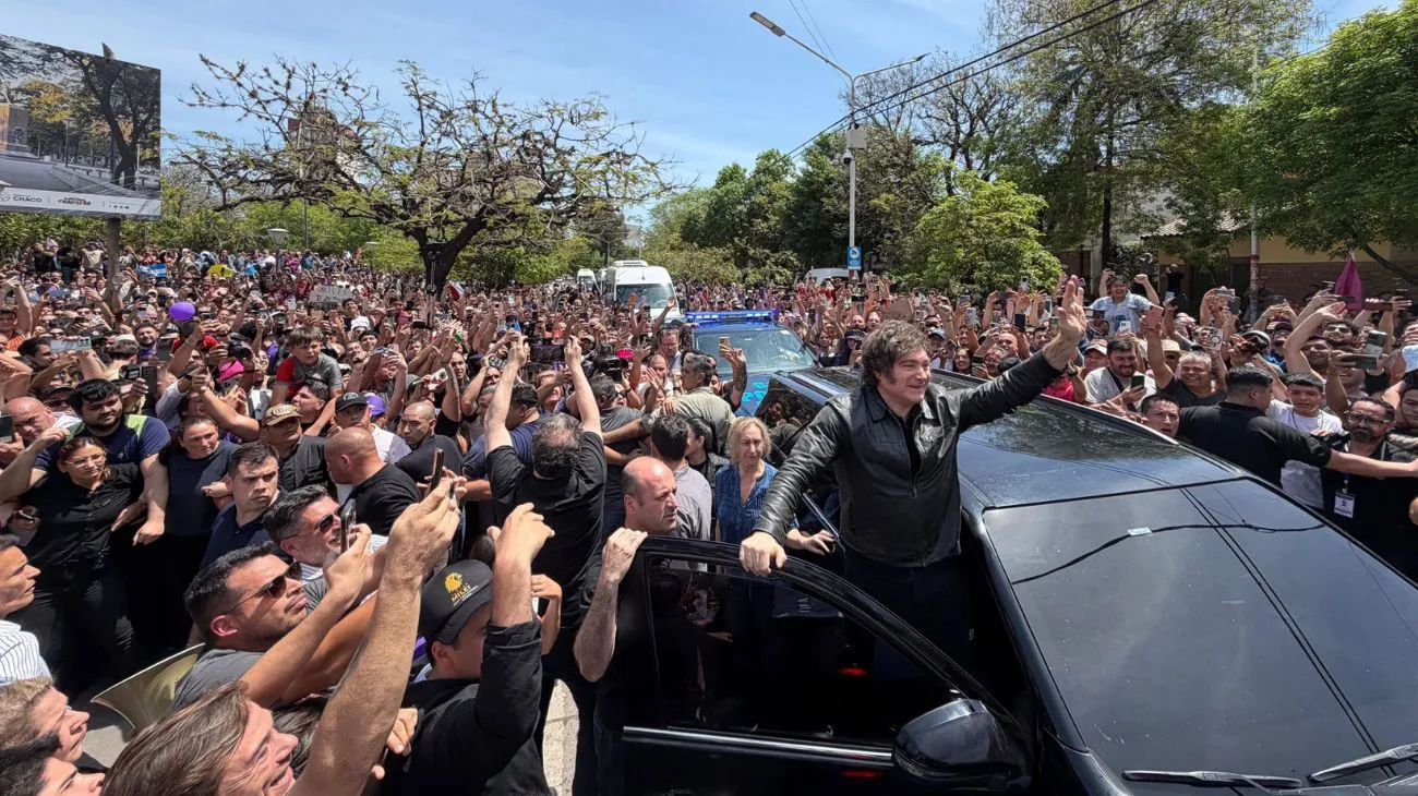javier-milei-saluda-a-la-militancia-de-la-libertad-avanza-en-chaco-2116658