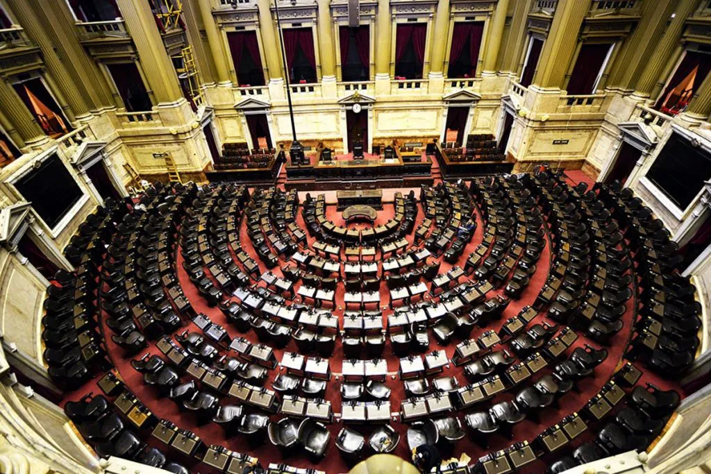 Foto_20231214_congreso-de-la-nacion-vacio-1024x683-1