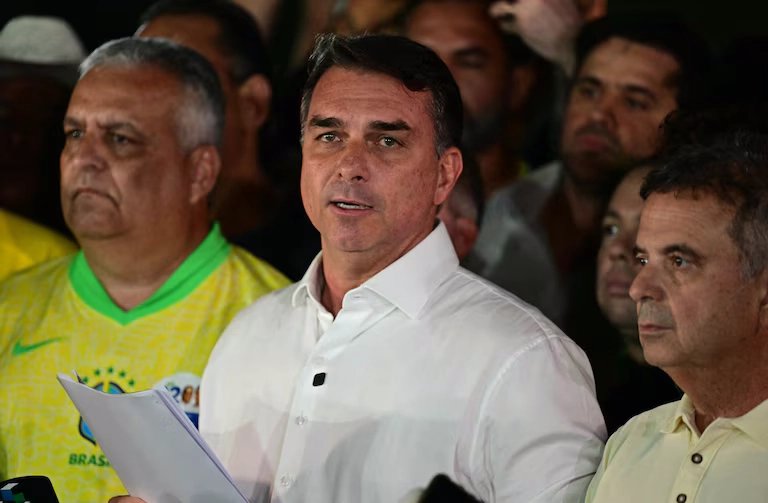 FLAVIO BOLSONARO