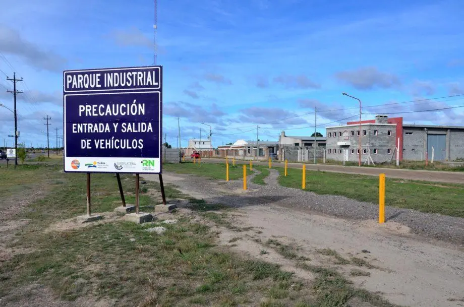 parque-industrial-e1640367783852