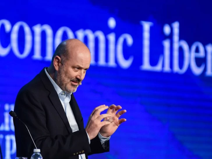 el-ministro-de-desregulacion-del-estado-federico-sturzenegger-728x546