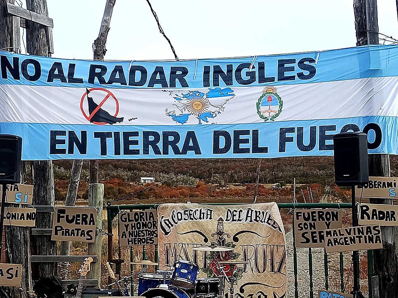 protesta-por-el-Radar-de-capitales-ingleses