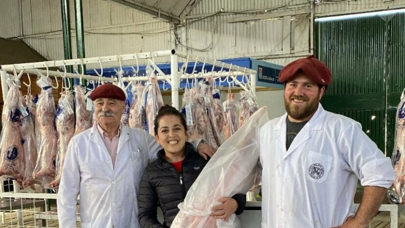 69308f802a704_800_450!