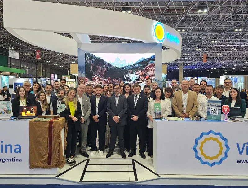 36992568-6c53-41c4-8749-d457940a18ce